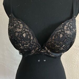 Victoria Secret Elegant Black Lace Bra